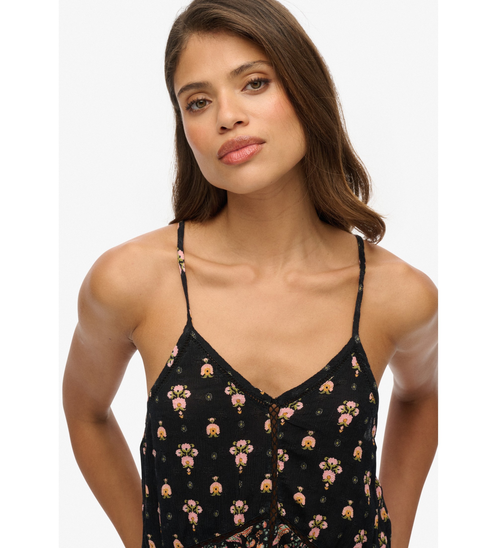 Superdry Majica s črnimi večplastnimi cevmi Superdry Majica s črnimi večplastnimi cevmi