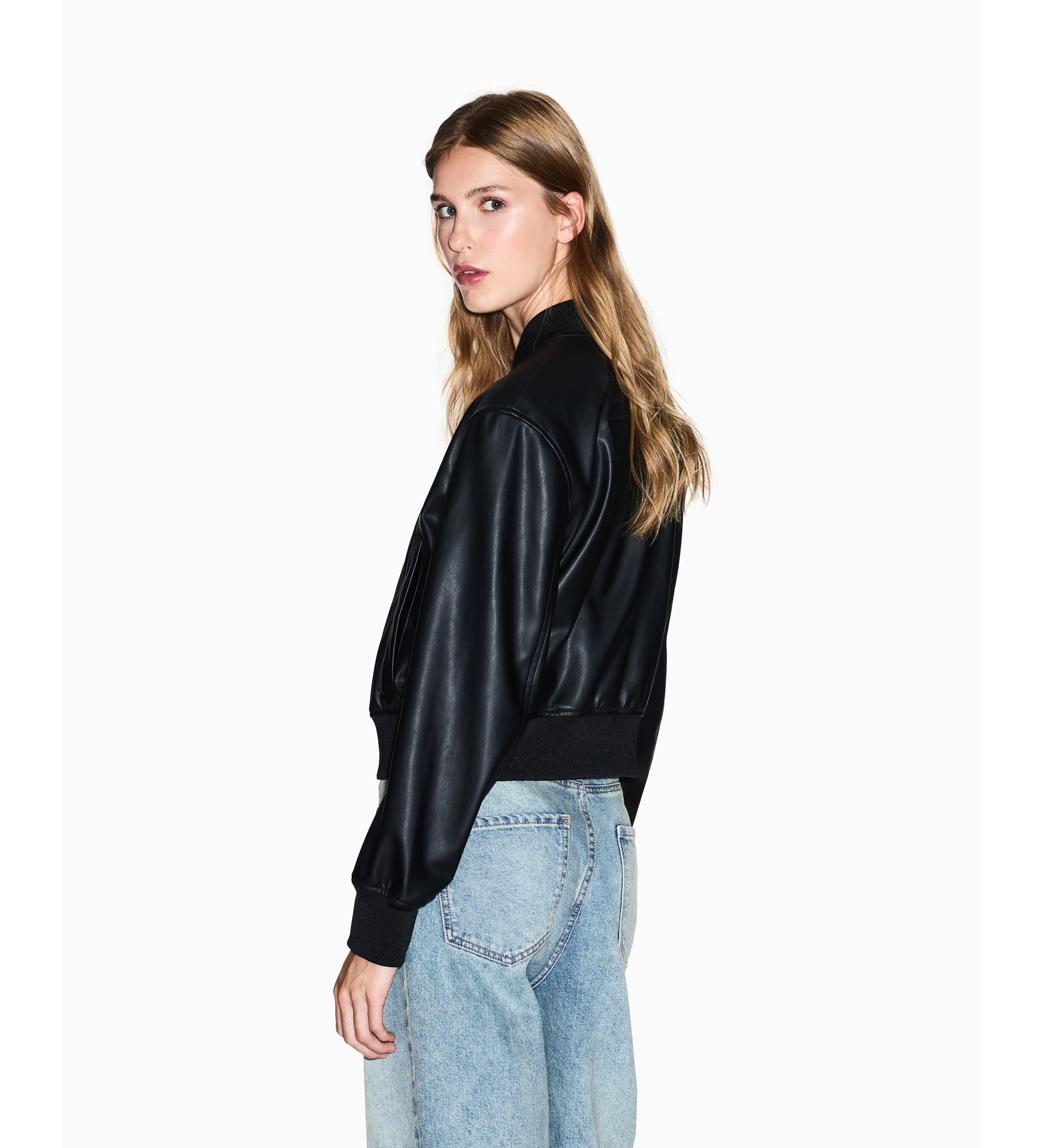 A|X Armani Exchange Czarny klips do kurtki