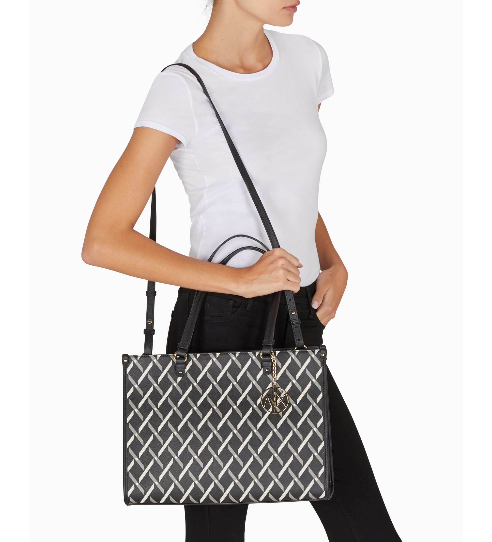 A|X Armani Exchange Sac imprimé noir A|X Armani Exchange Sac imprimé noir