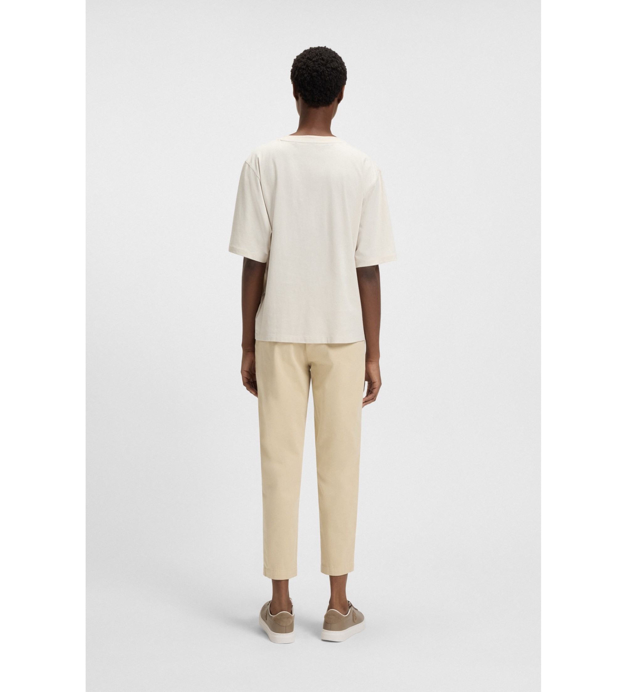 BOSS Enis Majica z logotipom bela BOSS Enis Majica z logotipom bela