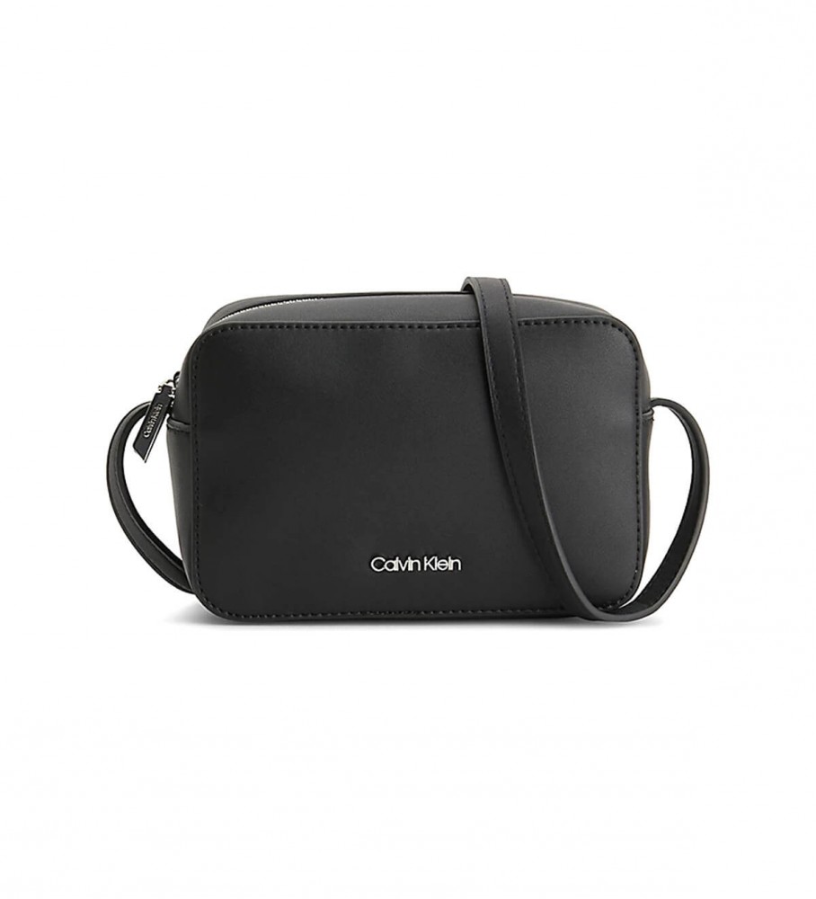 Calvin Klein Borsa a spalla nera con logo metallico -12x17x5cm-
