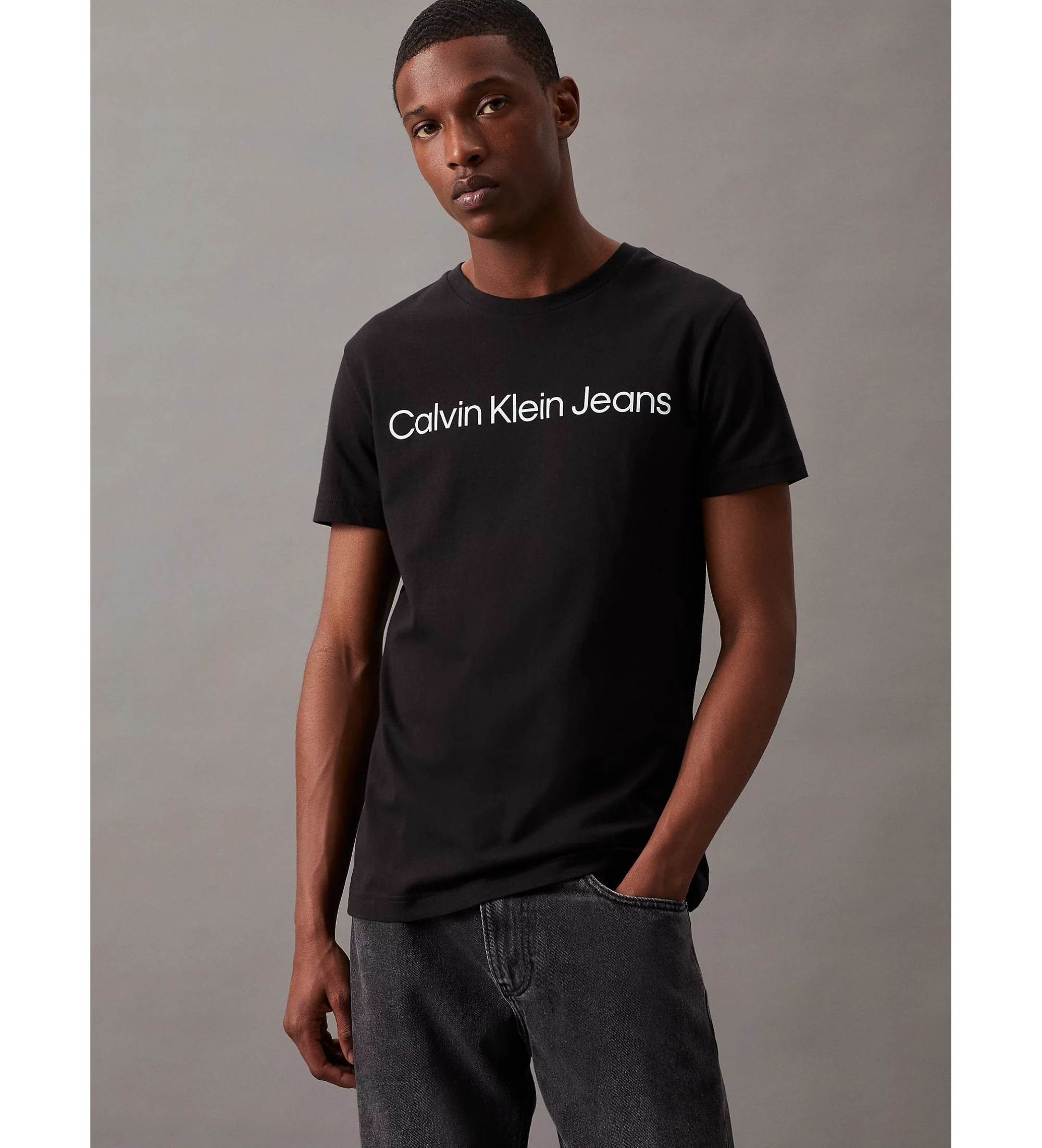 Calvin Klein Jeans T-shirt Slim Logo preta - Esdemarca Loja moda, calçados  e acessórios - melhores marcas de calçados e calçados de grife