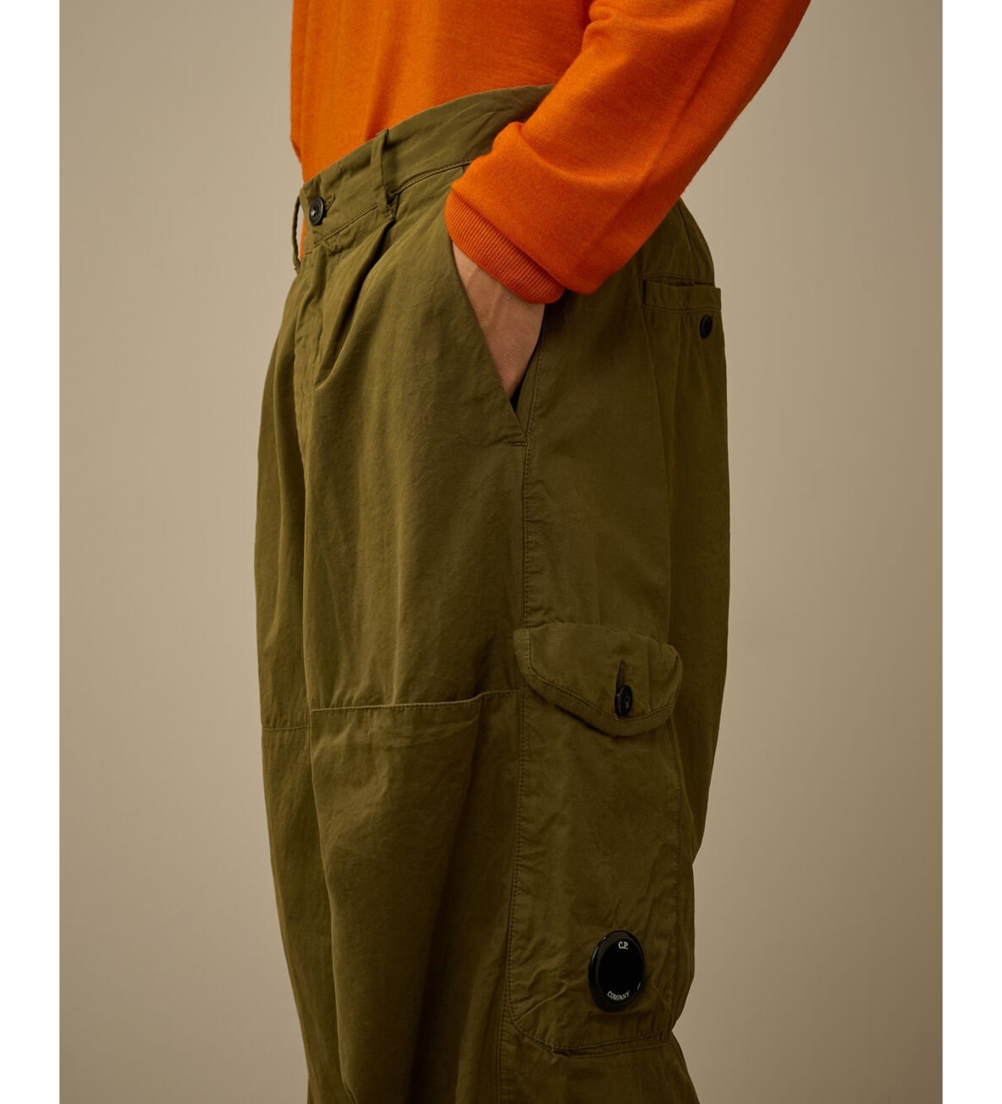C.P. Company Pantalon Cargo Microreps Boxy vert - Esdemarca Store