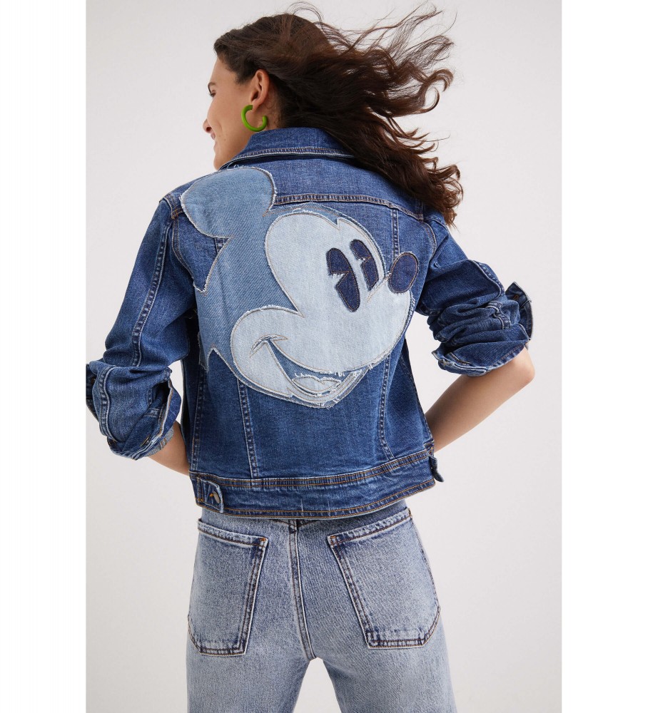 Desigual reedita su famosa chaqueta de Mickey Mouse