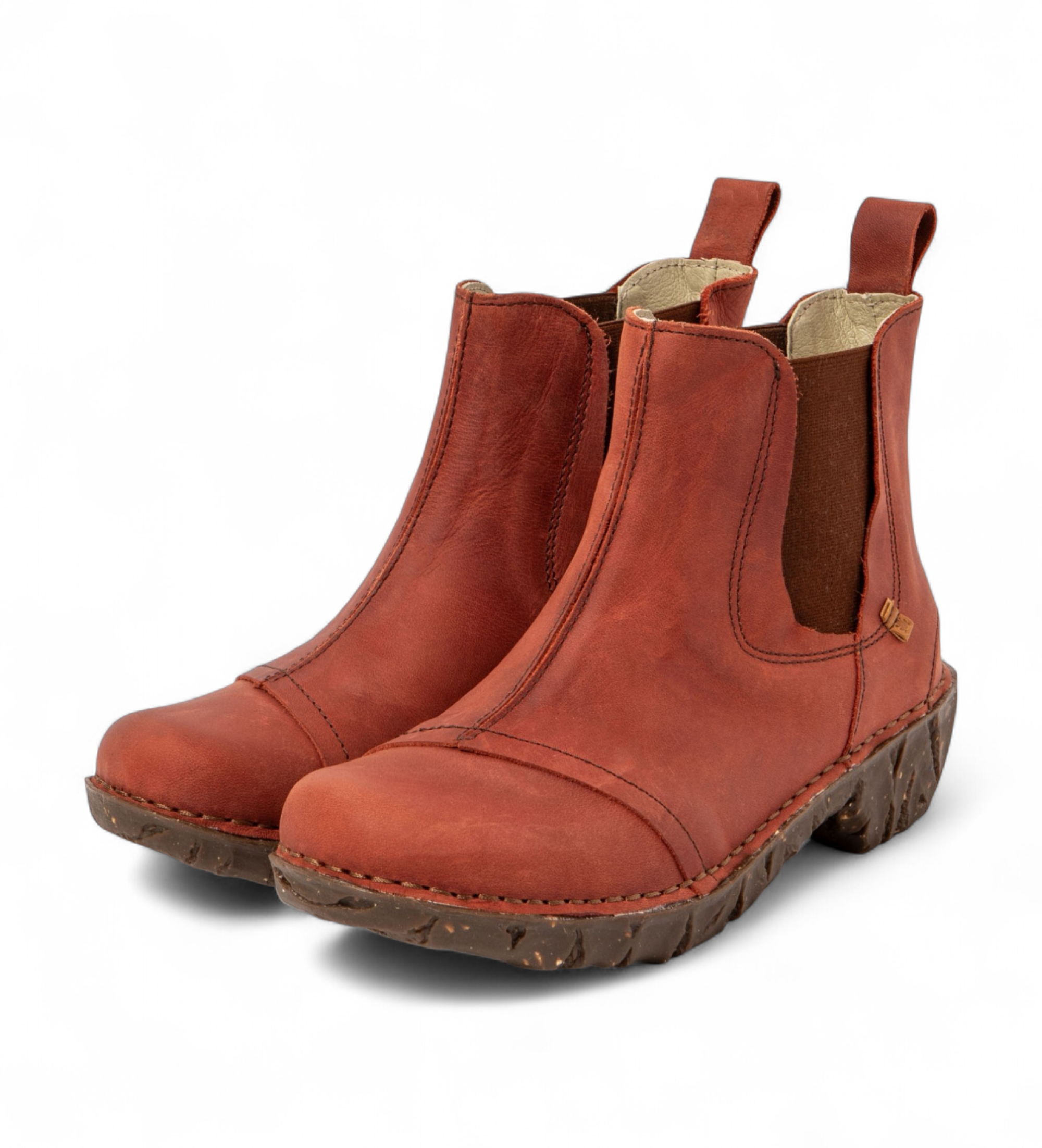 El Naturalista Leather ankle boots N158 Arizona red