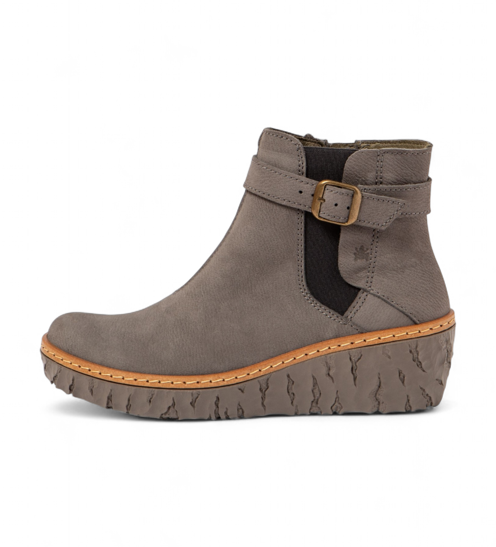 El Naturalista Botins em pele cinzenta da Pleasant Total