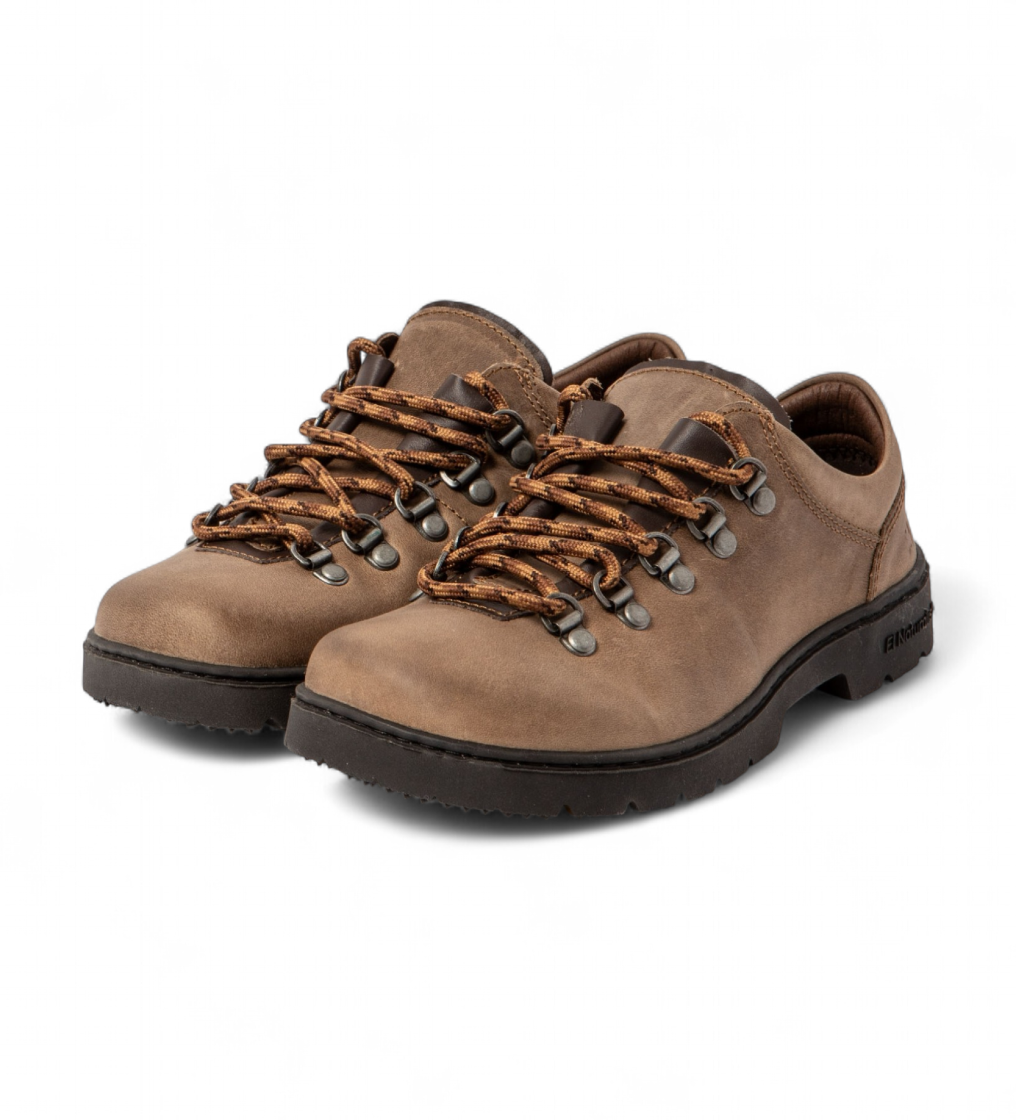 El Naturalista Arizona beige shoes