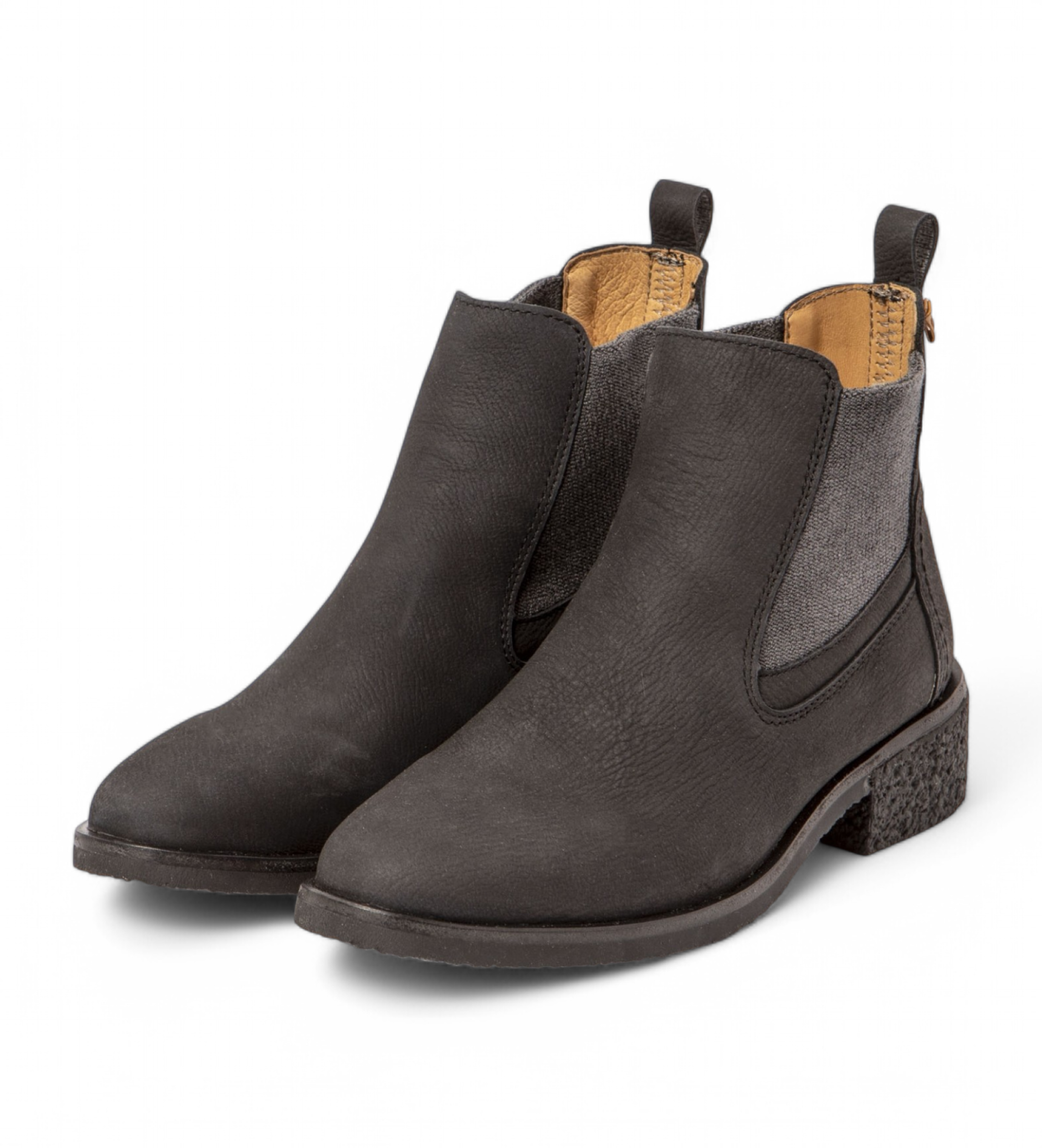 El Naturalista Botins em pele N5947 Irati preto