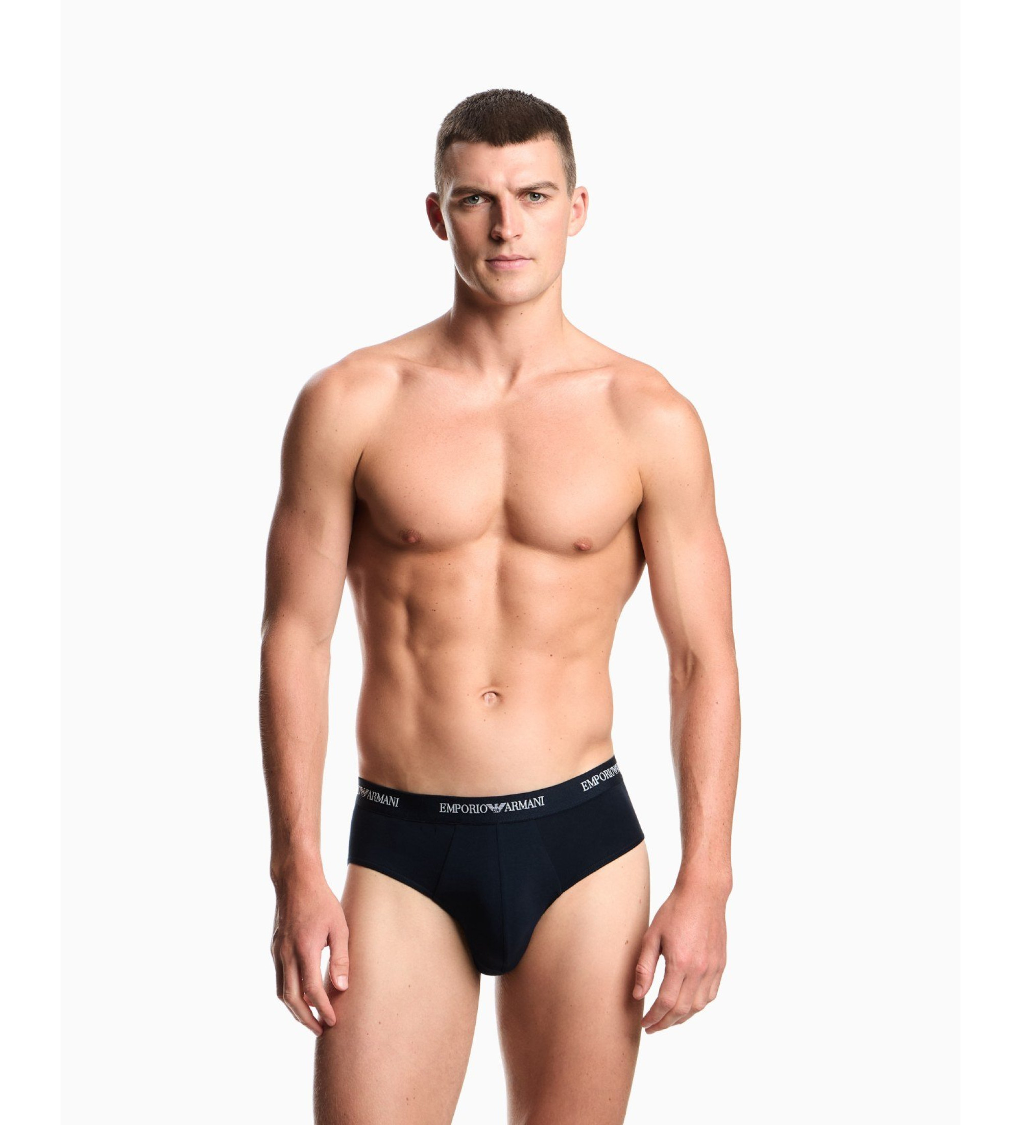 Emporio Armani Lot de 3 slips en tricot extensible marine Emporio Armani Lot de 3 slips en tricot extensible marine