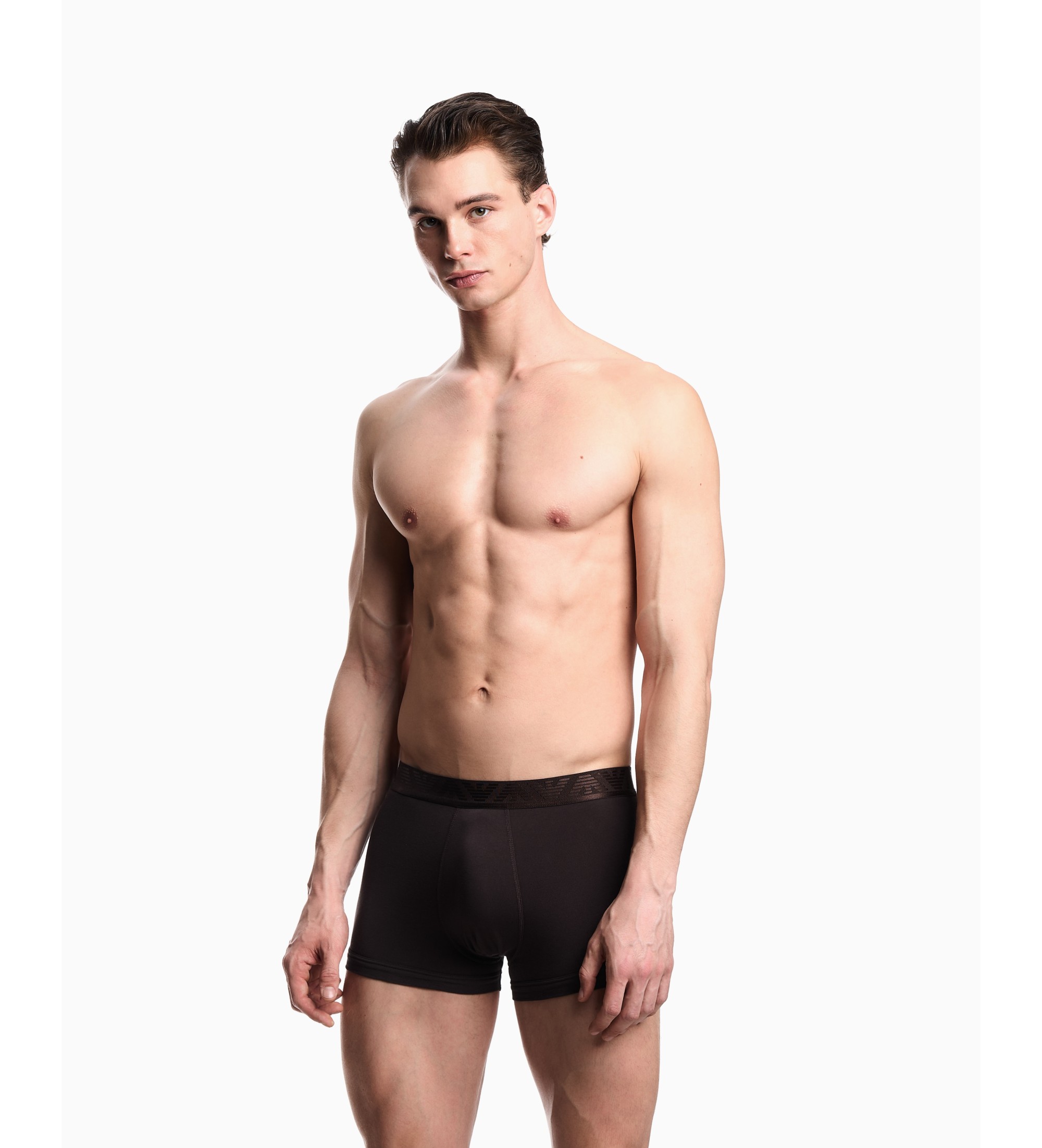 Emporio Armani Lot de 3 boxers Logoband brillants noir, marron, bleu Emporio Armani Lot de 3 boxers Logoband brillants noir, marron, bleu