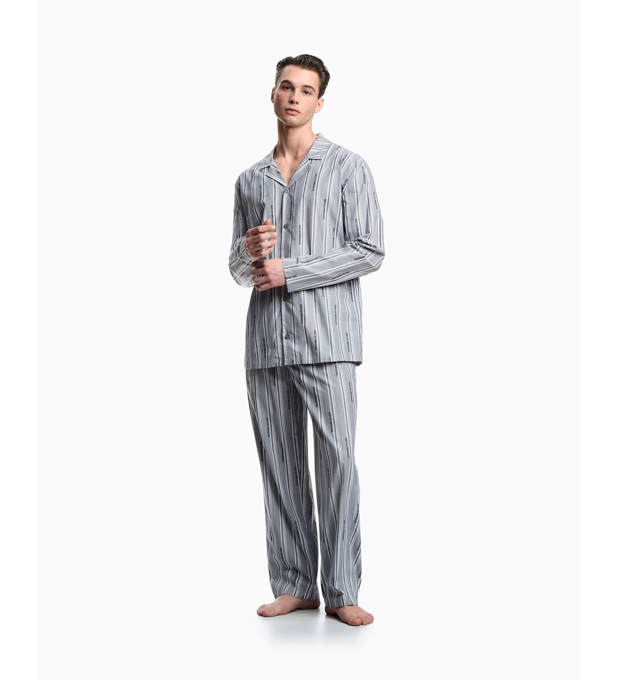Emporio Armani Pijama de noite cinzento Emporio Armani Pijama de noite cinzento