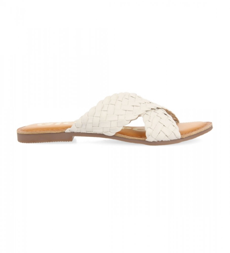 Gioseppo Upala leather sandals off-white