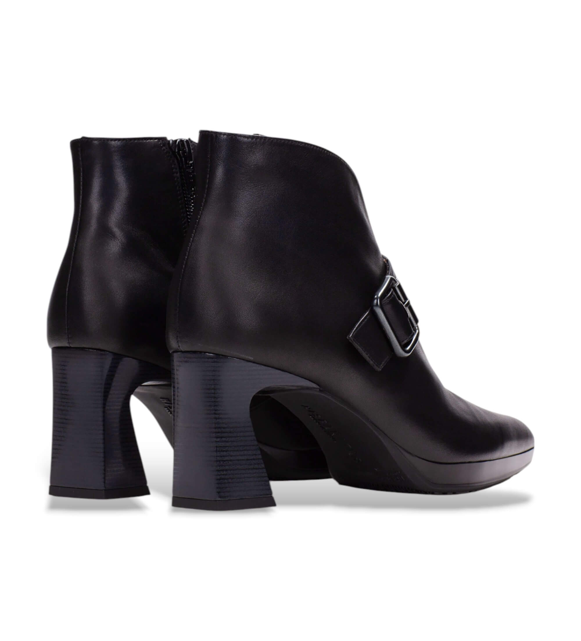 Hispanitas Atlanta ankelst�vler i l�der, sort