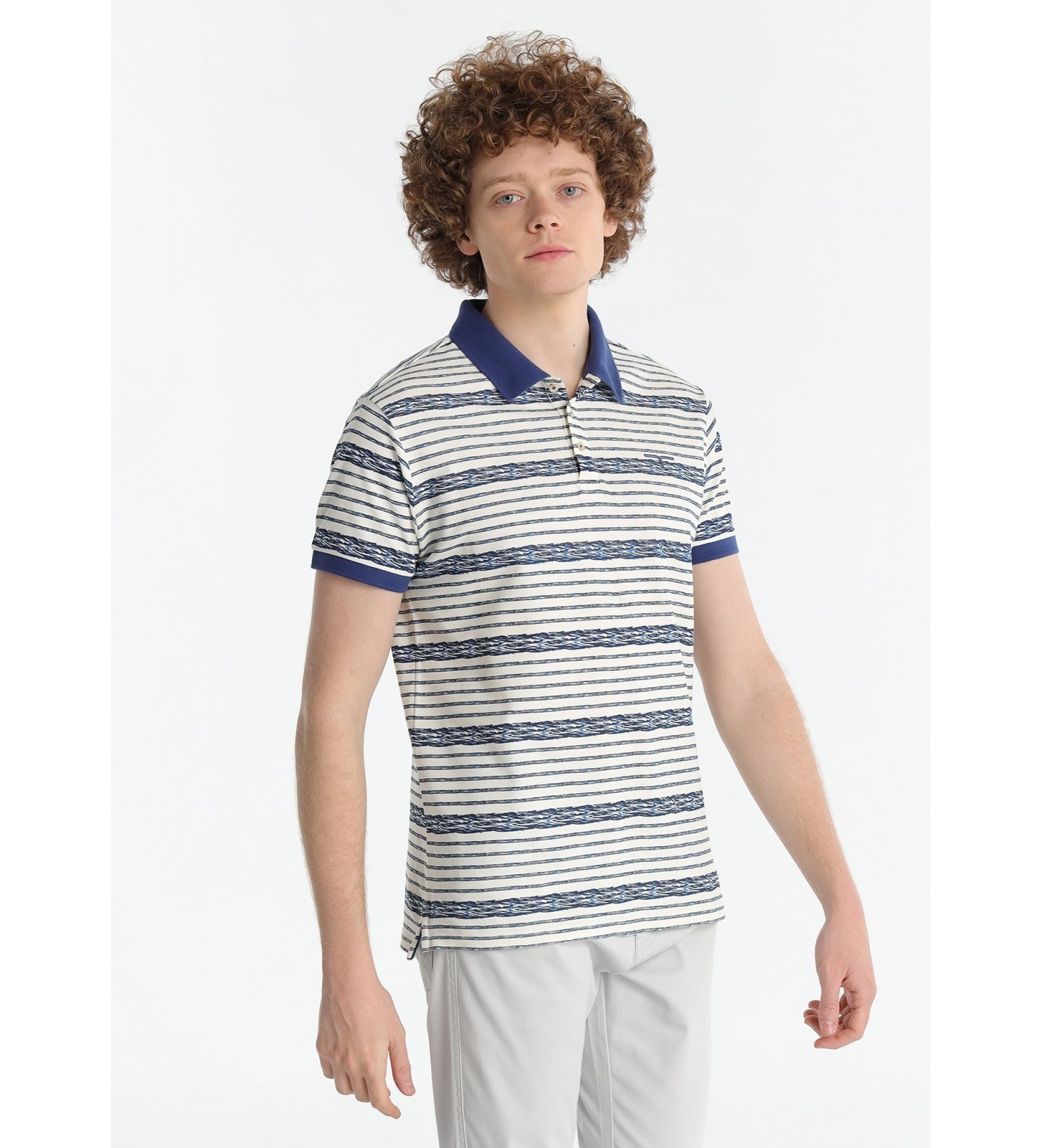 Lois Jeans Polo bianca stampata