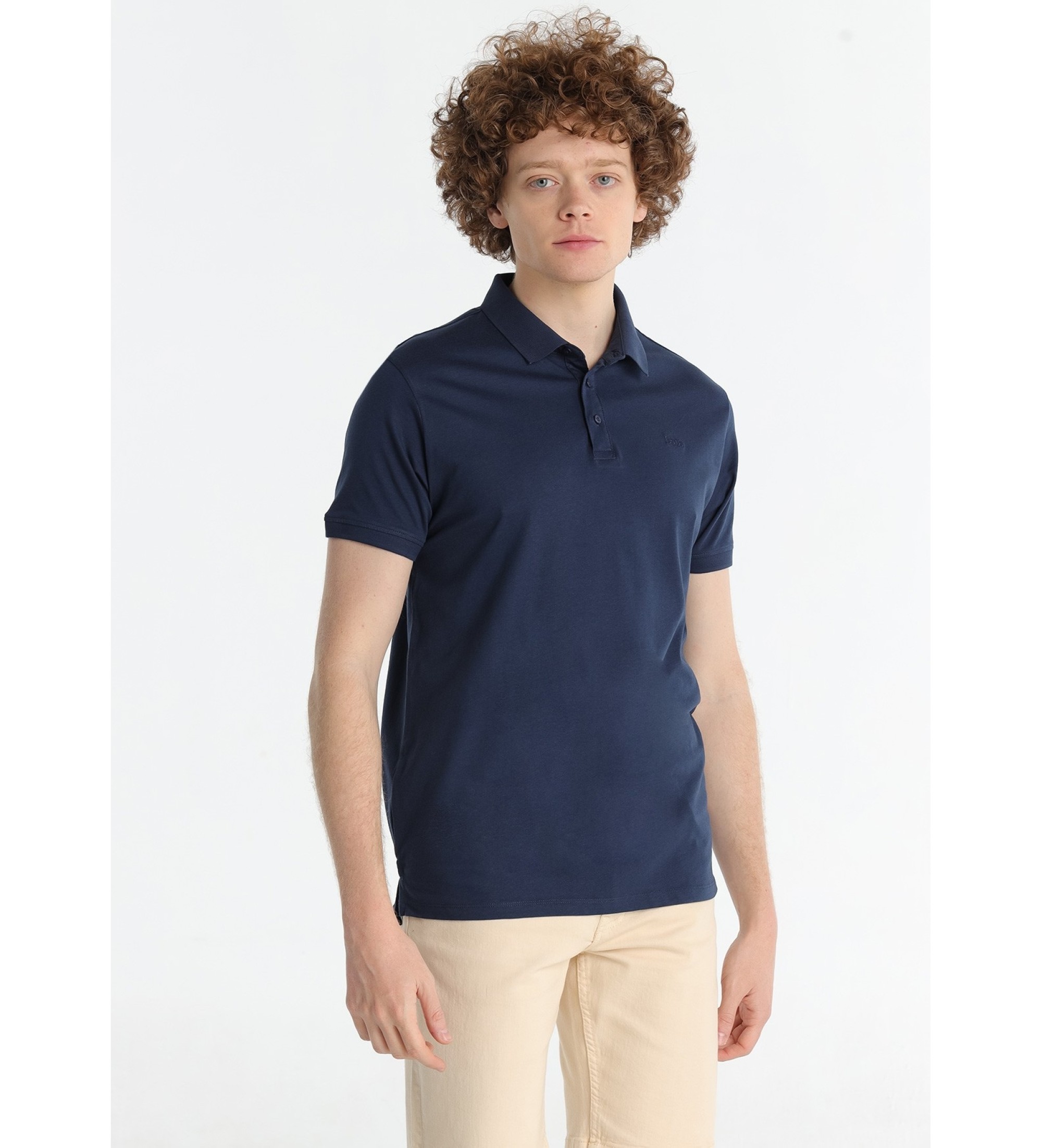 Lois Jeans Koszulka polo z granatowym haftem