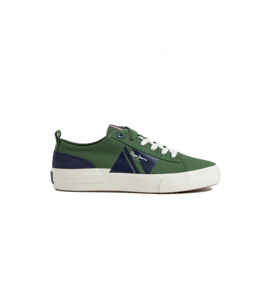 Puma green 2024 shoes jeans