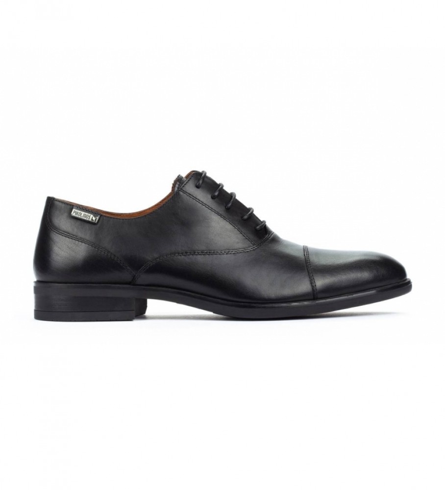 Pikolinos Bristol leather loafers black