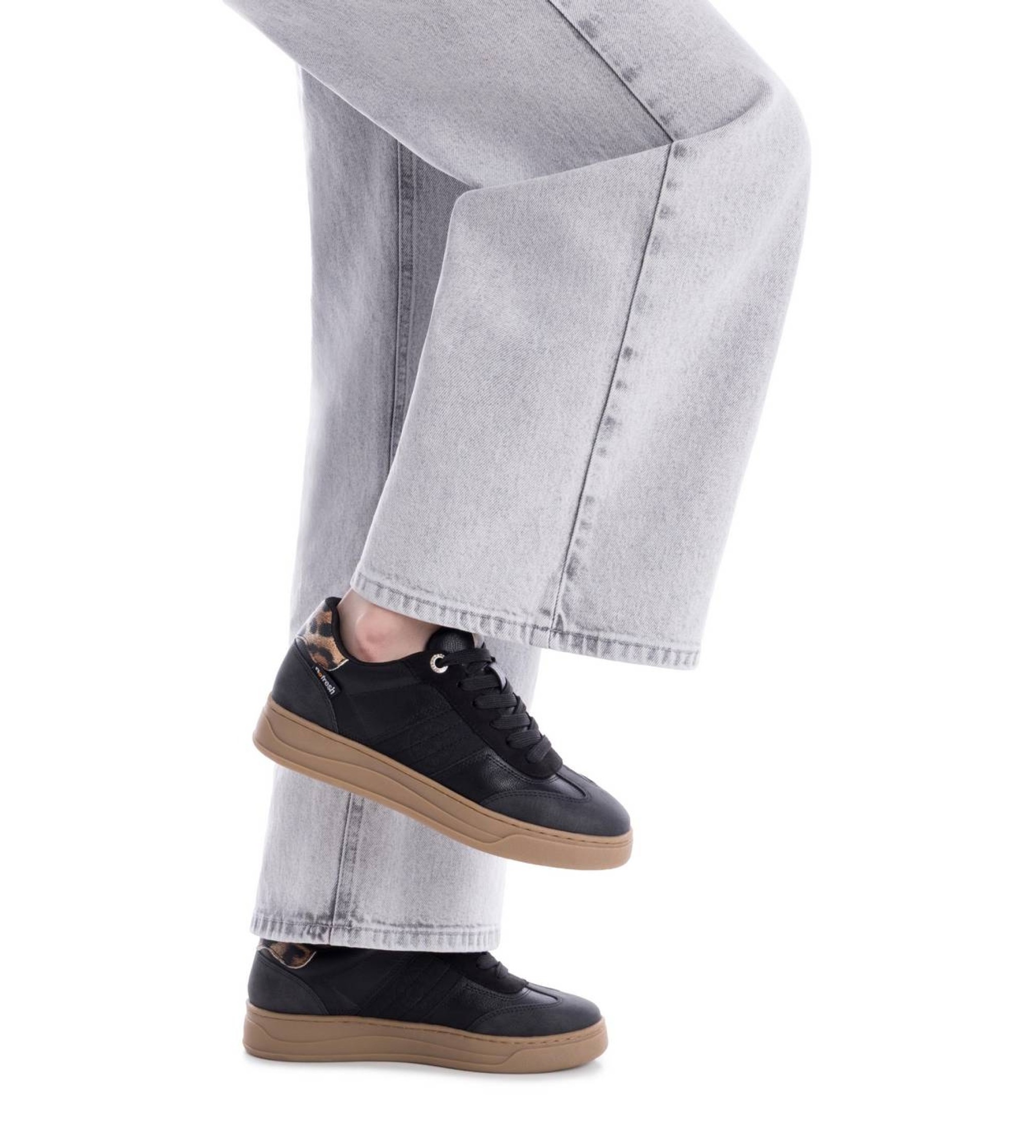 Scarpe Da Ginnastica Donna REFRESH 172954 - Sneaker In Ecopelle Con Lacci E Suola Antiscivolo