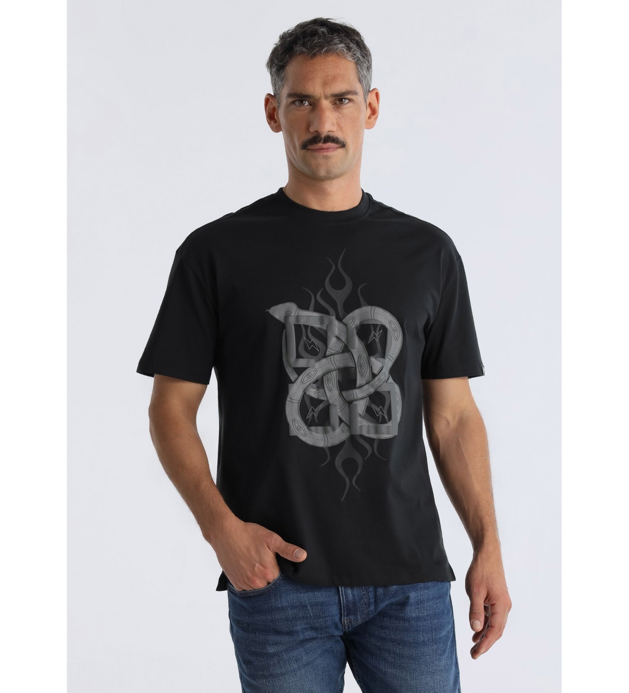 Six Valves T-shirt 