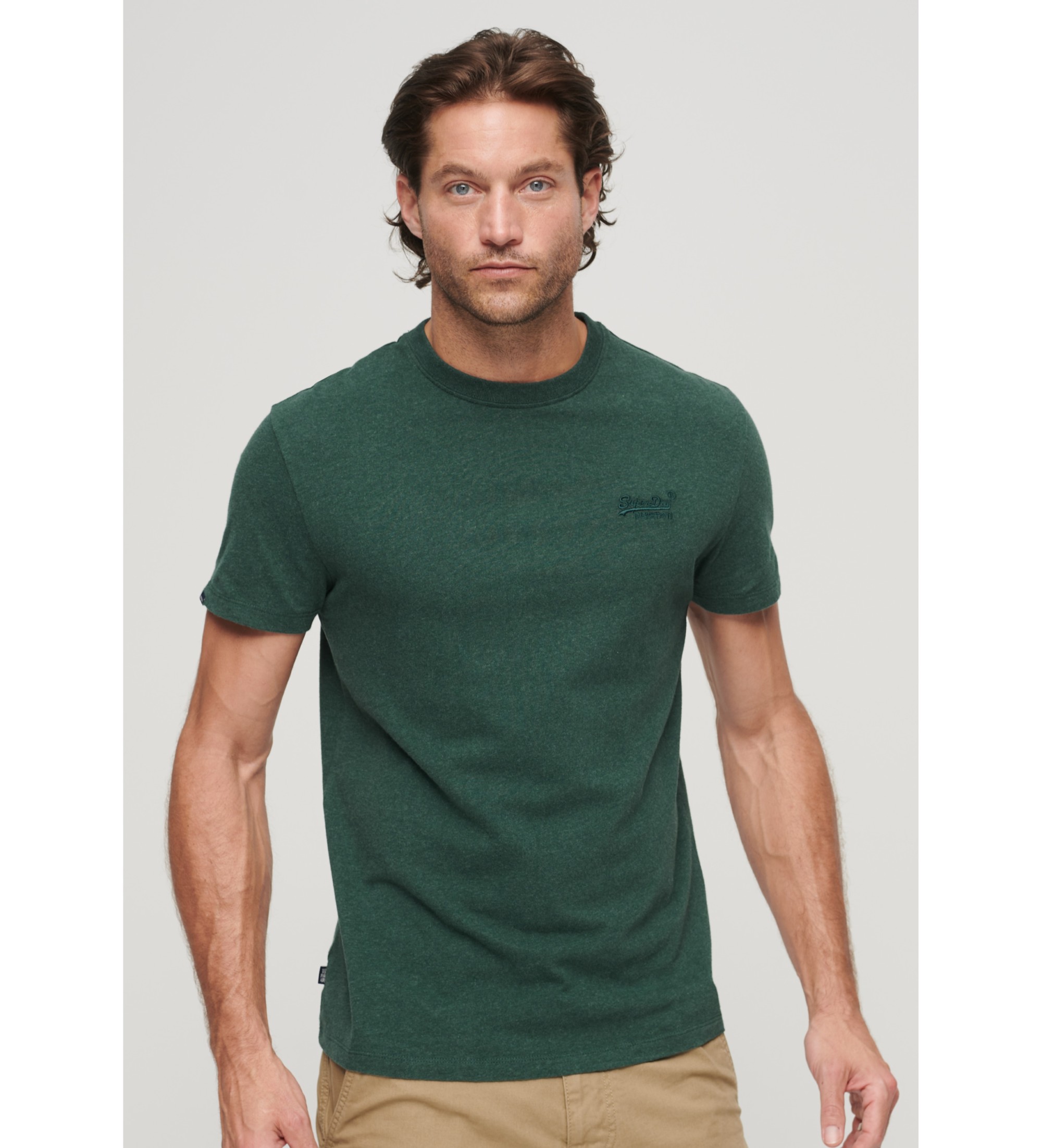 Superdry T-shirt i økologisk bomuld med logo Essential green Superdry T-shirt i økologisk bomuld med logo Essential green