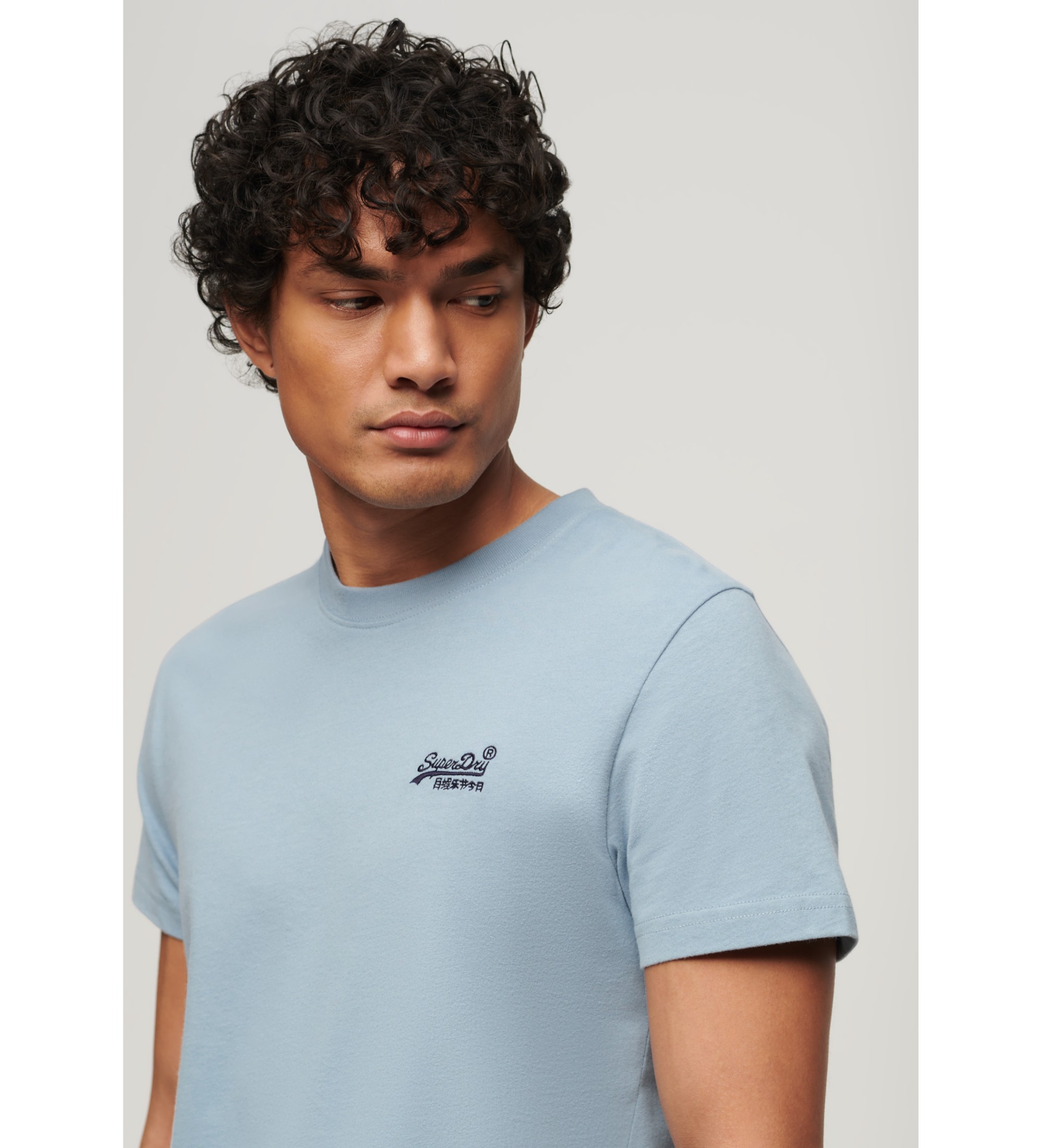 Superdry T-shirt i økologisk bomuld med logo Essential Superdry T-shirt i økologisk bomuld med logo Essential