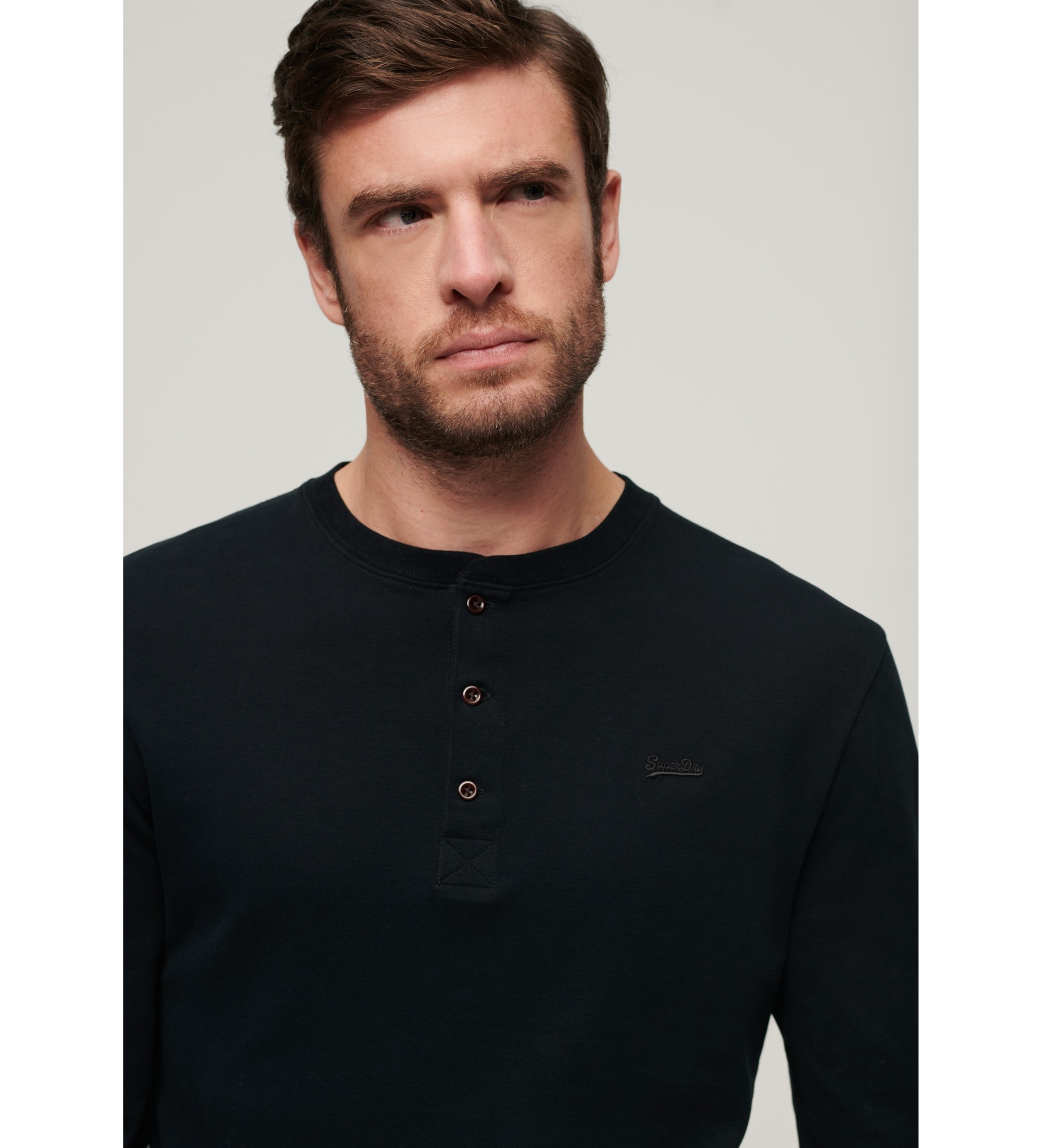 Superdry T-shirt z haftowanym logo w stylu vintage, czarny