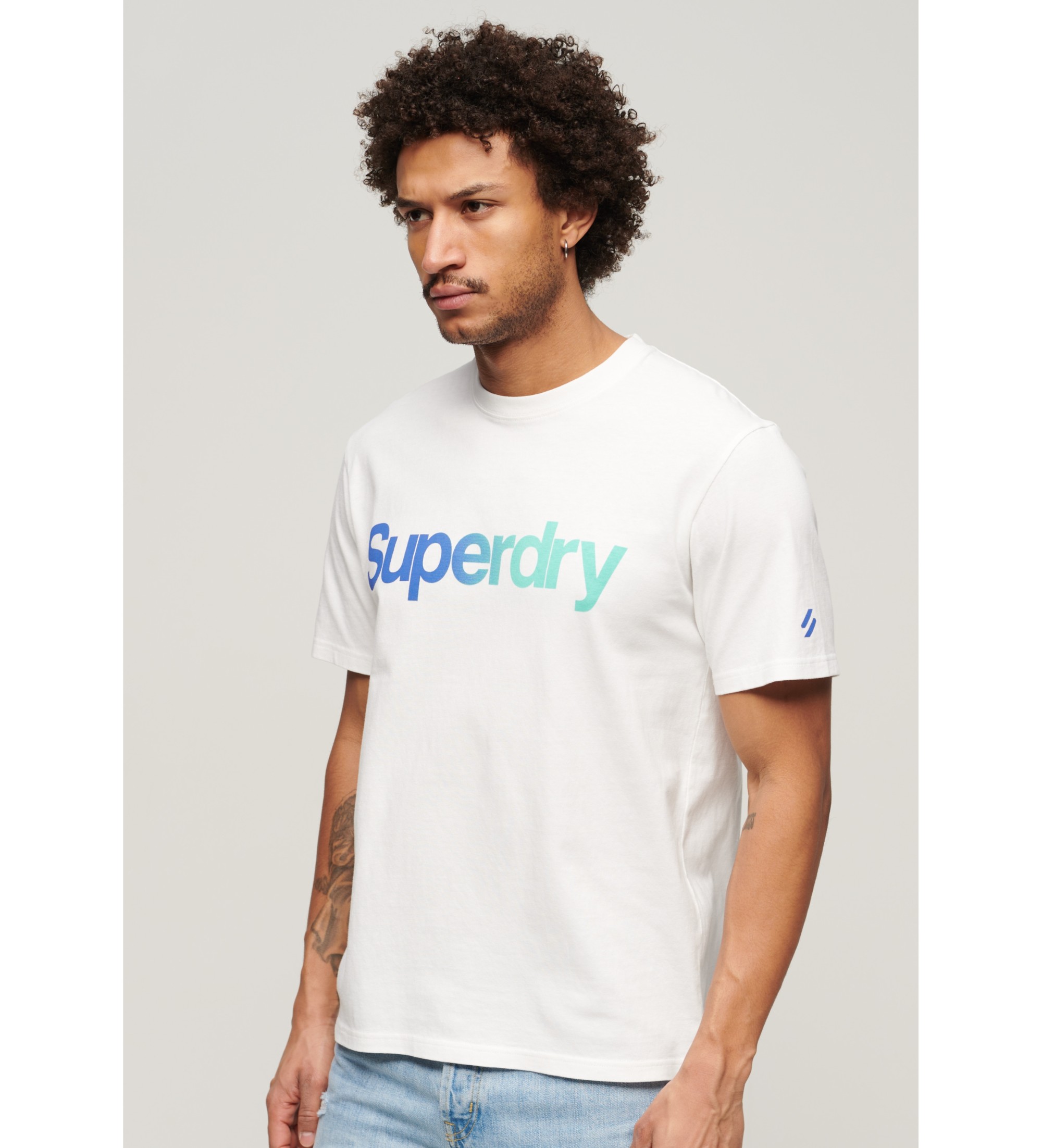 Superdry T-shirt ampia bianca con logo Core