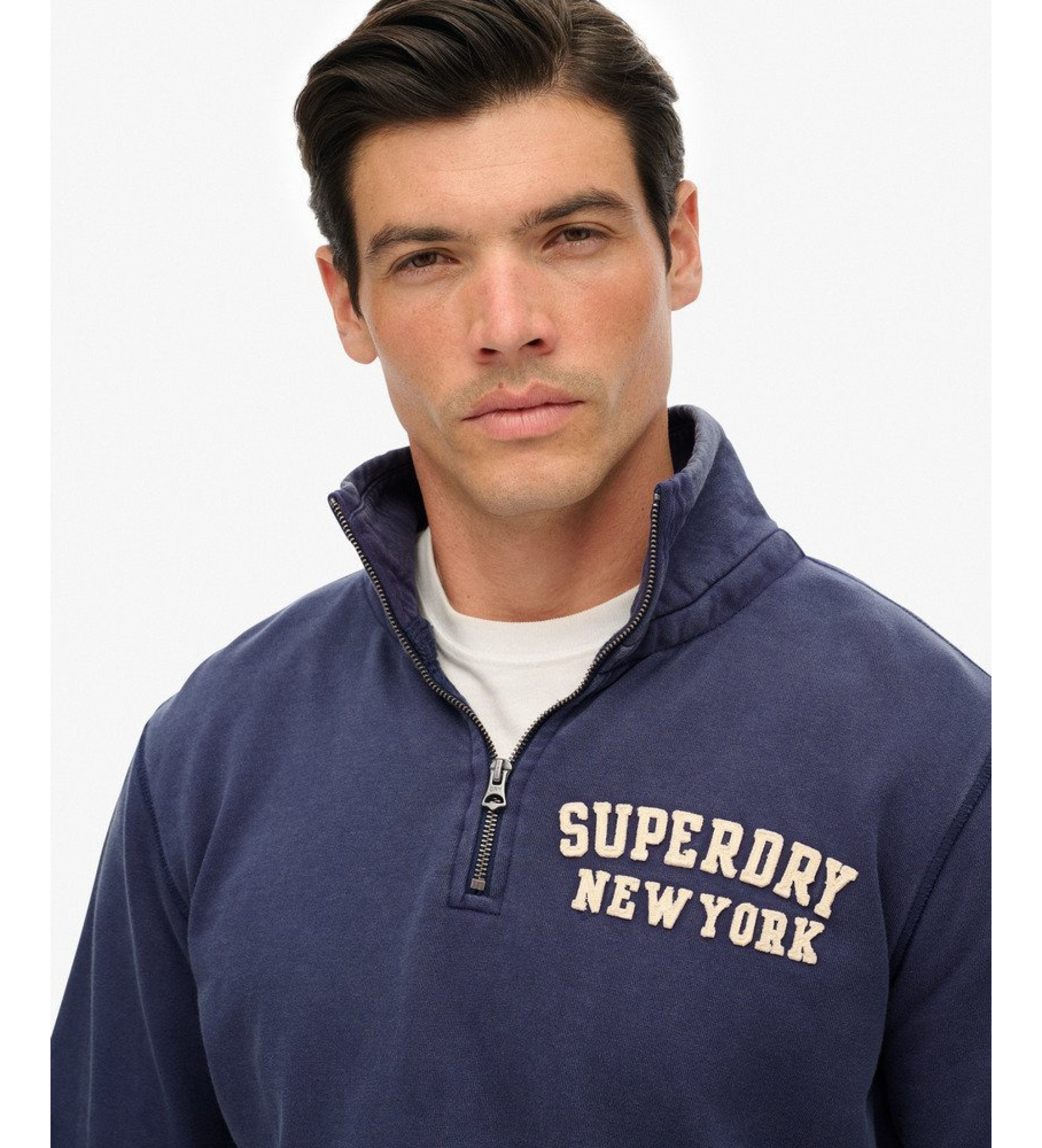 Superdry Felpa blu navy con mezza cerniera Vintage Athletic Superdry Felpa blu navy con mezza cerniera Vintage Athletic