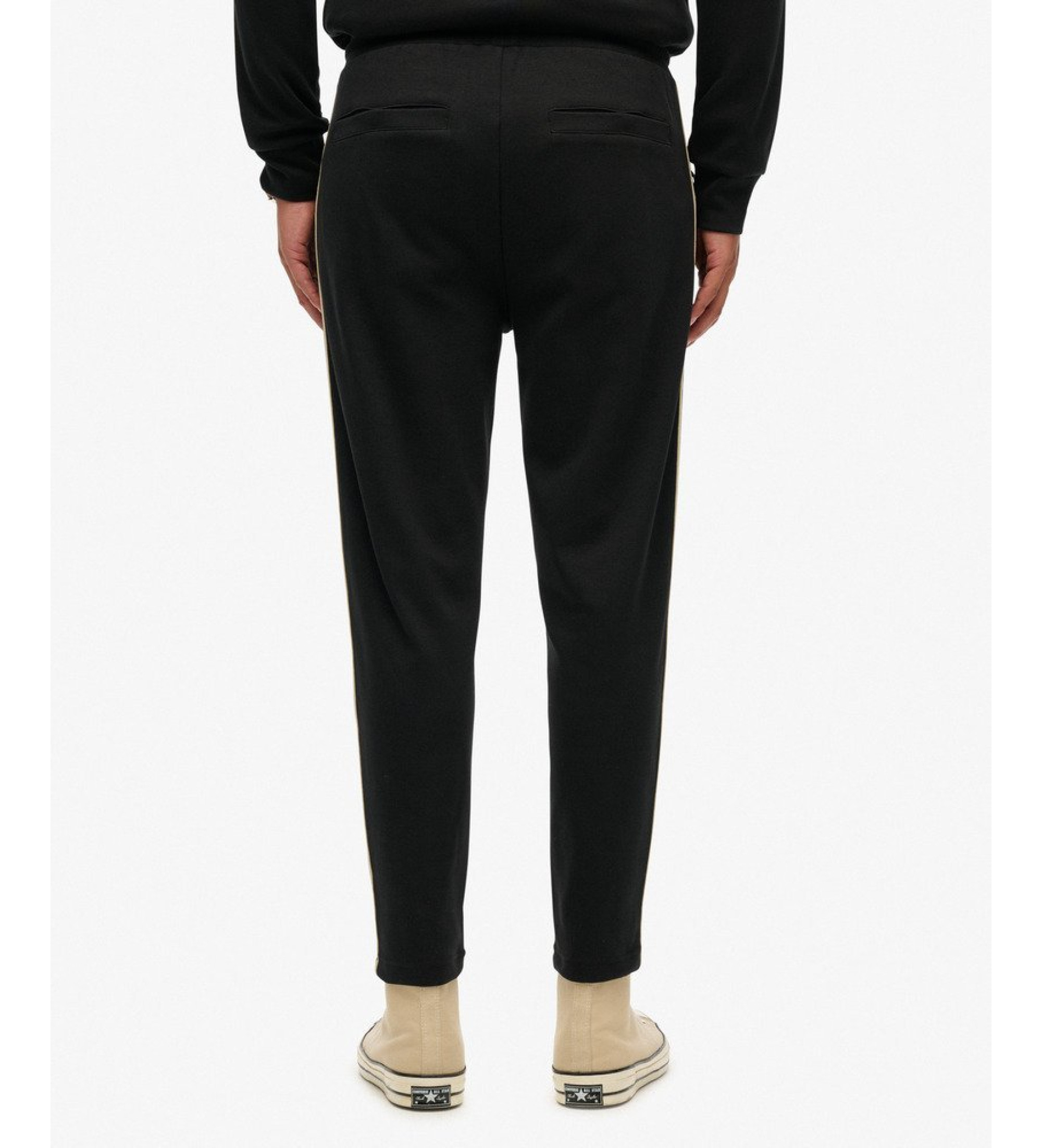 Superdry Pantalón Jogger Tech Cult negro Superdry Pantalón Jogger Tech Cult negro