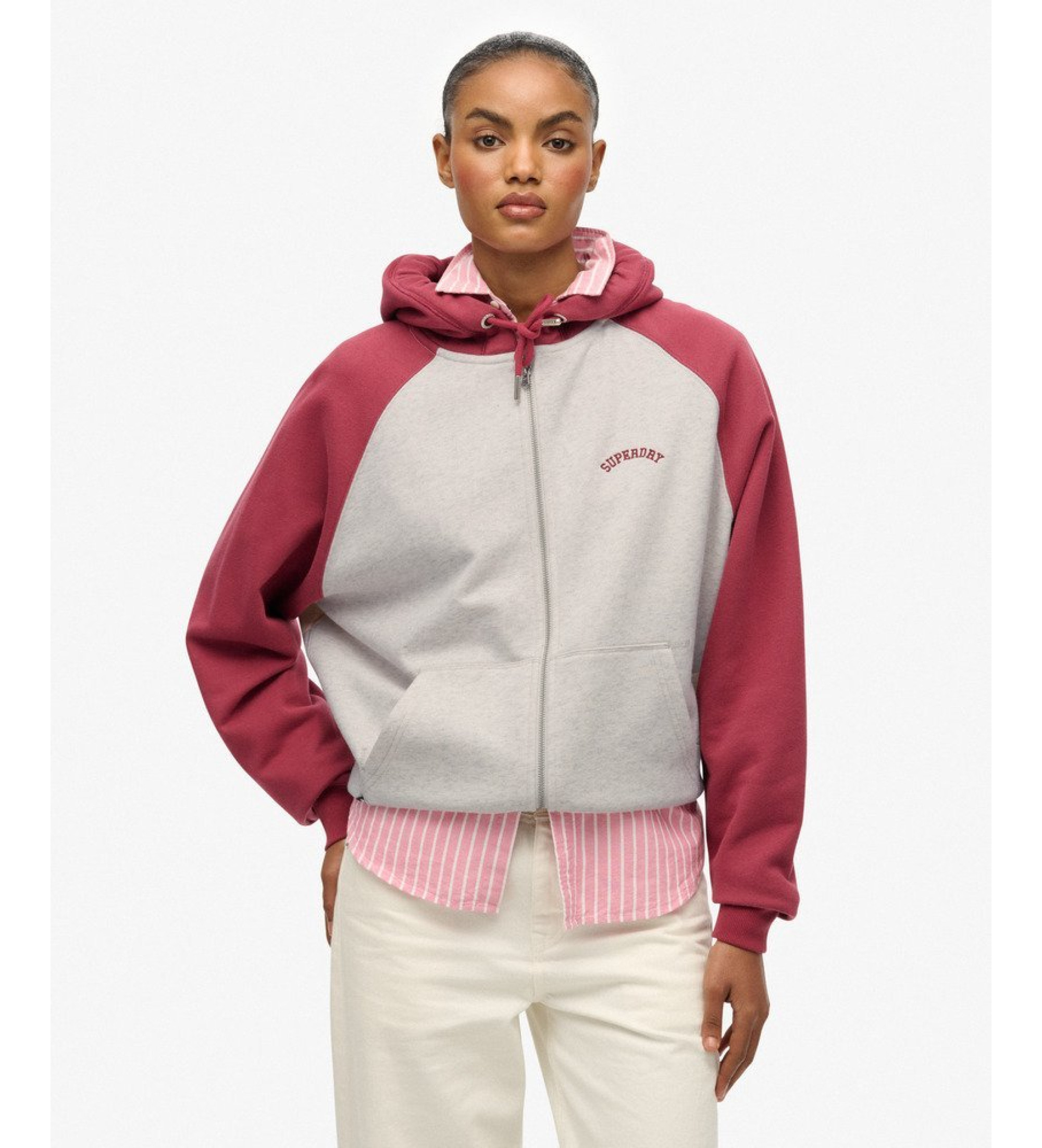 Superdry Felpa raglan OSZ con logo Essential rossa Superdry Felpa raglan OSZ con logo Essential rossa