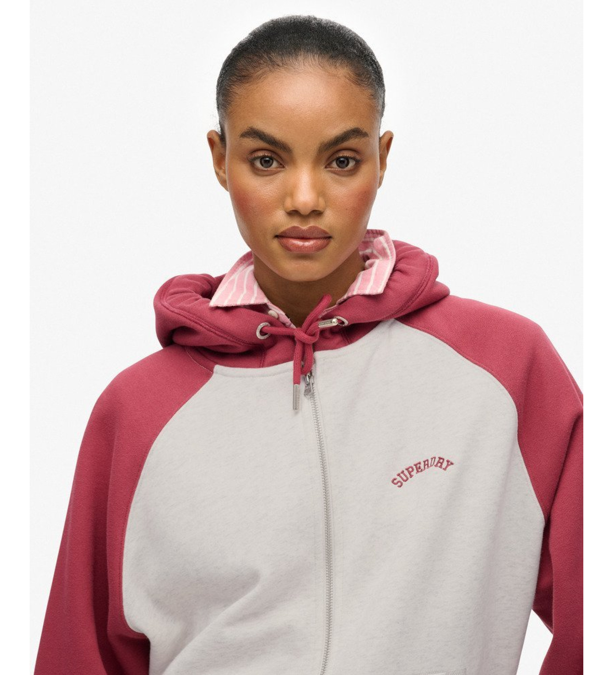 Superdry Felpa raglan OSZ con logo Essential rossa Superdry Felpa raglan OSZ con logo Essential rossa