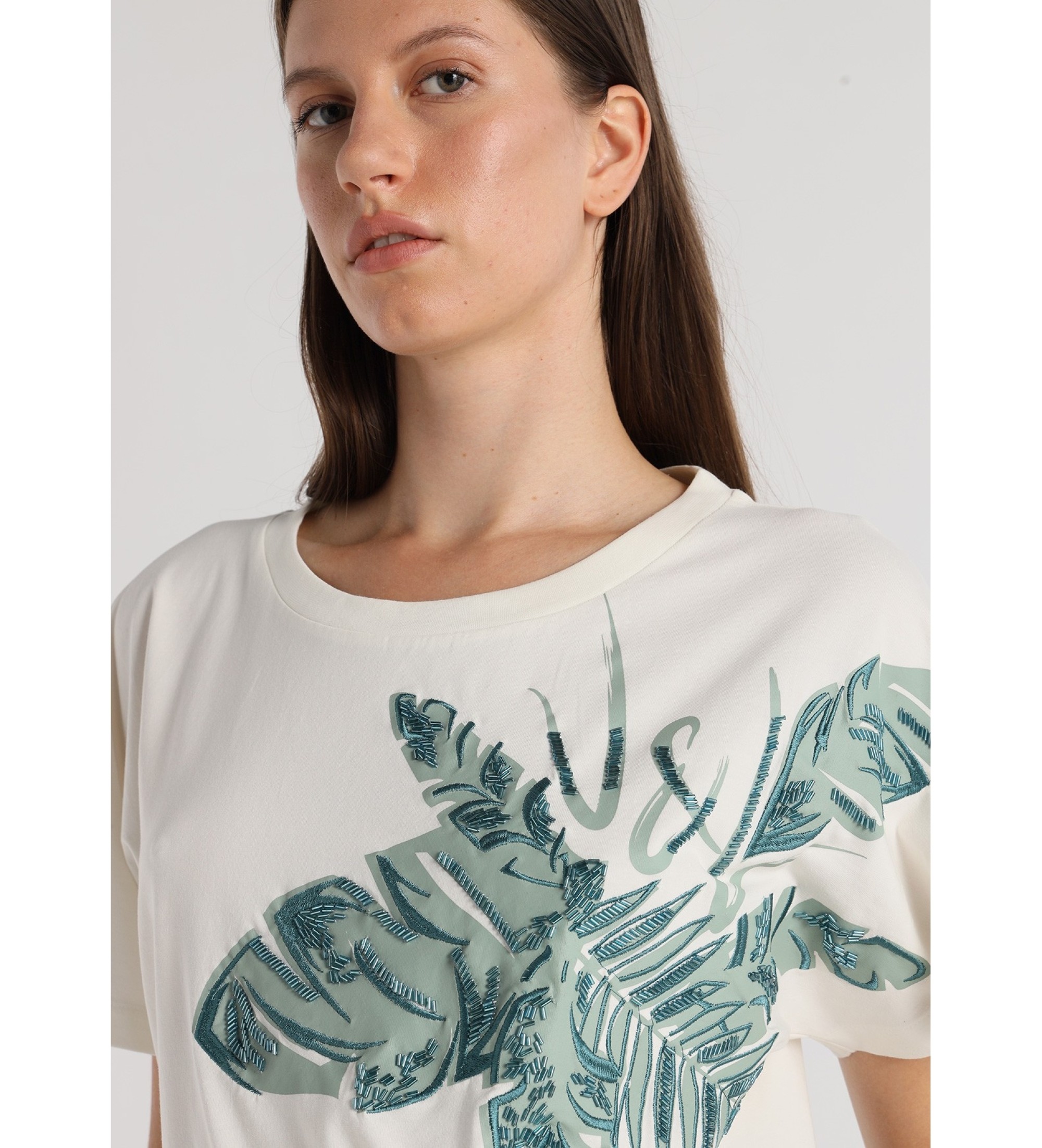 Victorio & Lucchino, V&L T-shirt à manches courtes avec application de broderie en pierre beige