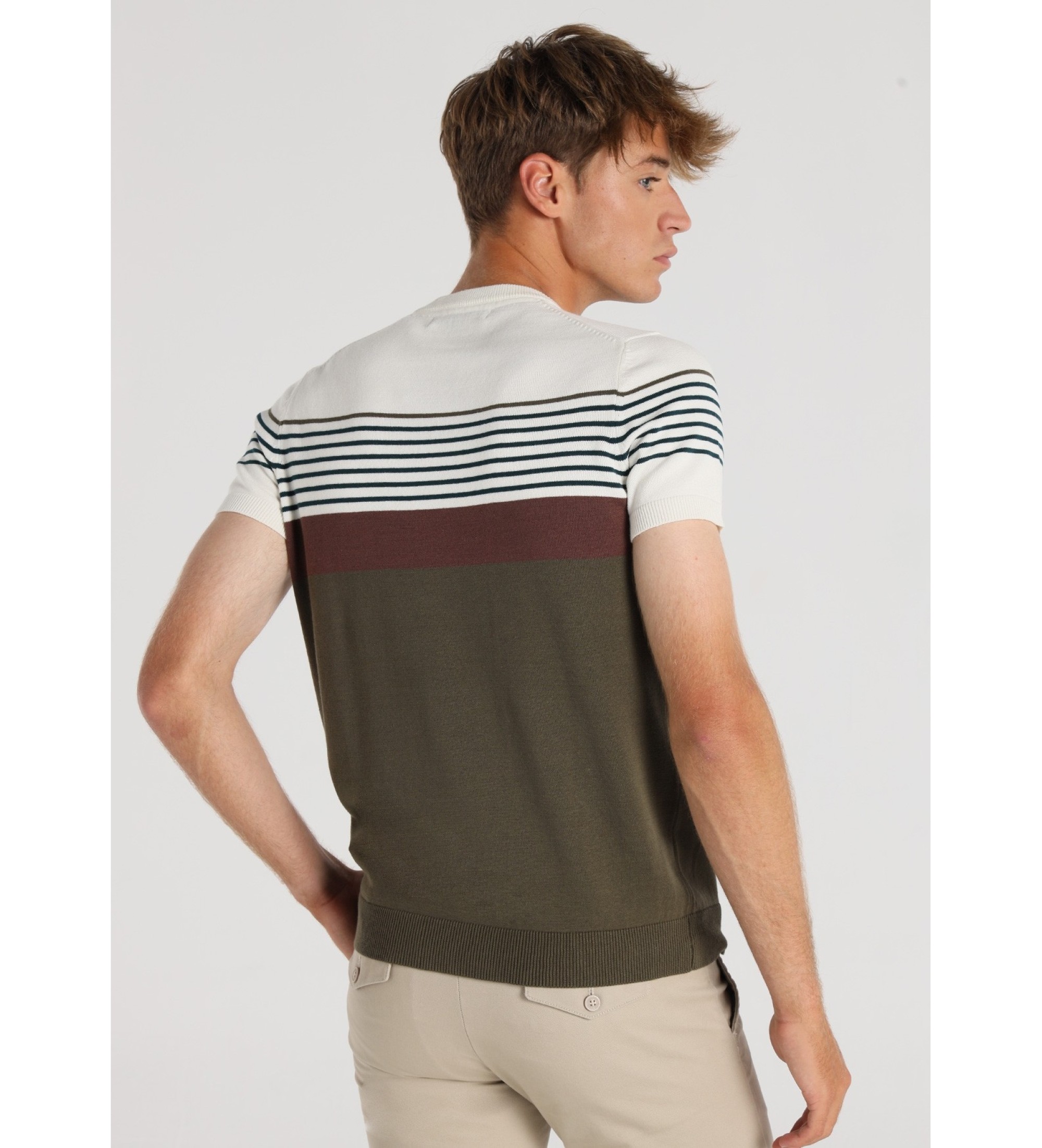 Victorio & Lucchino, V&L Kortrmad stickad T-shirt med grnt randigt tryck