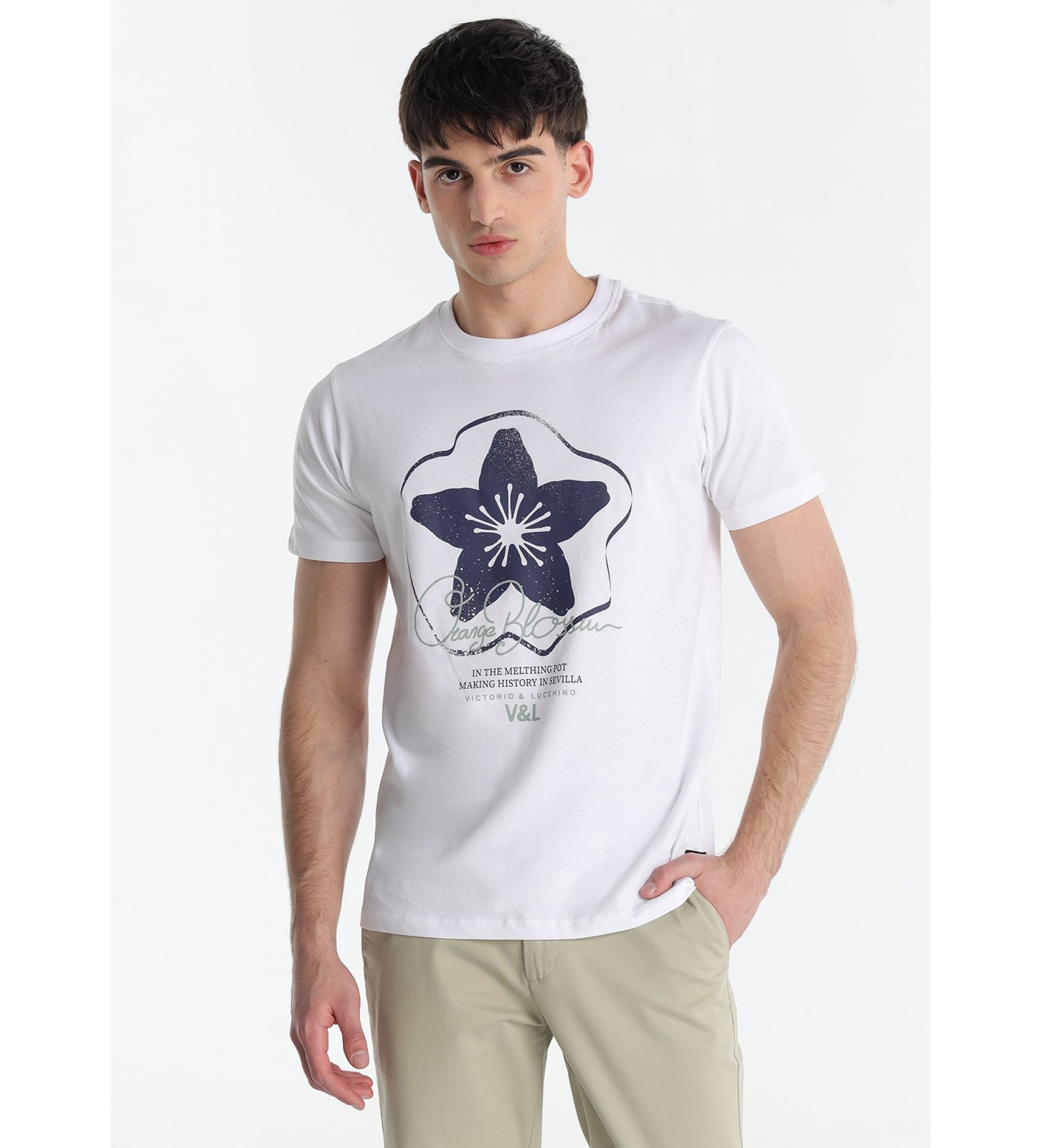 Victorio & Lucchino, V&L T-shirt grafica bianca Zahar