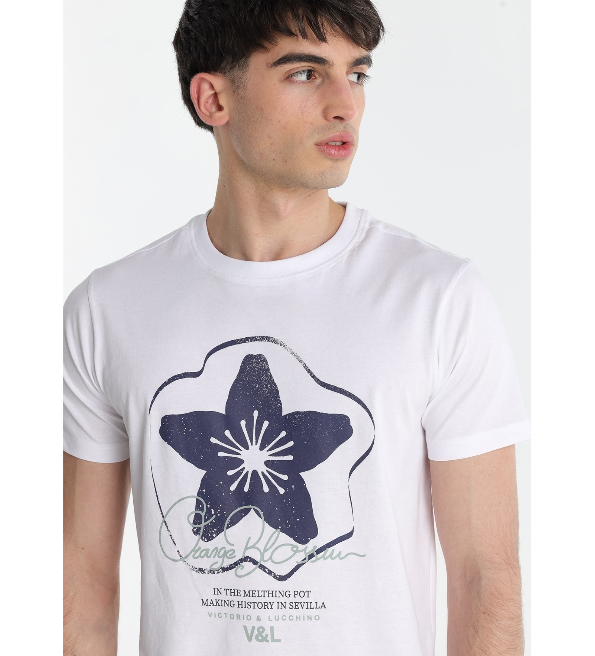 Victorio & Lucchino, V&L T-shirt grafica bianca Zahar