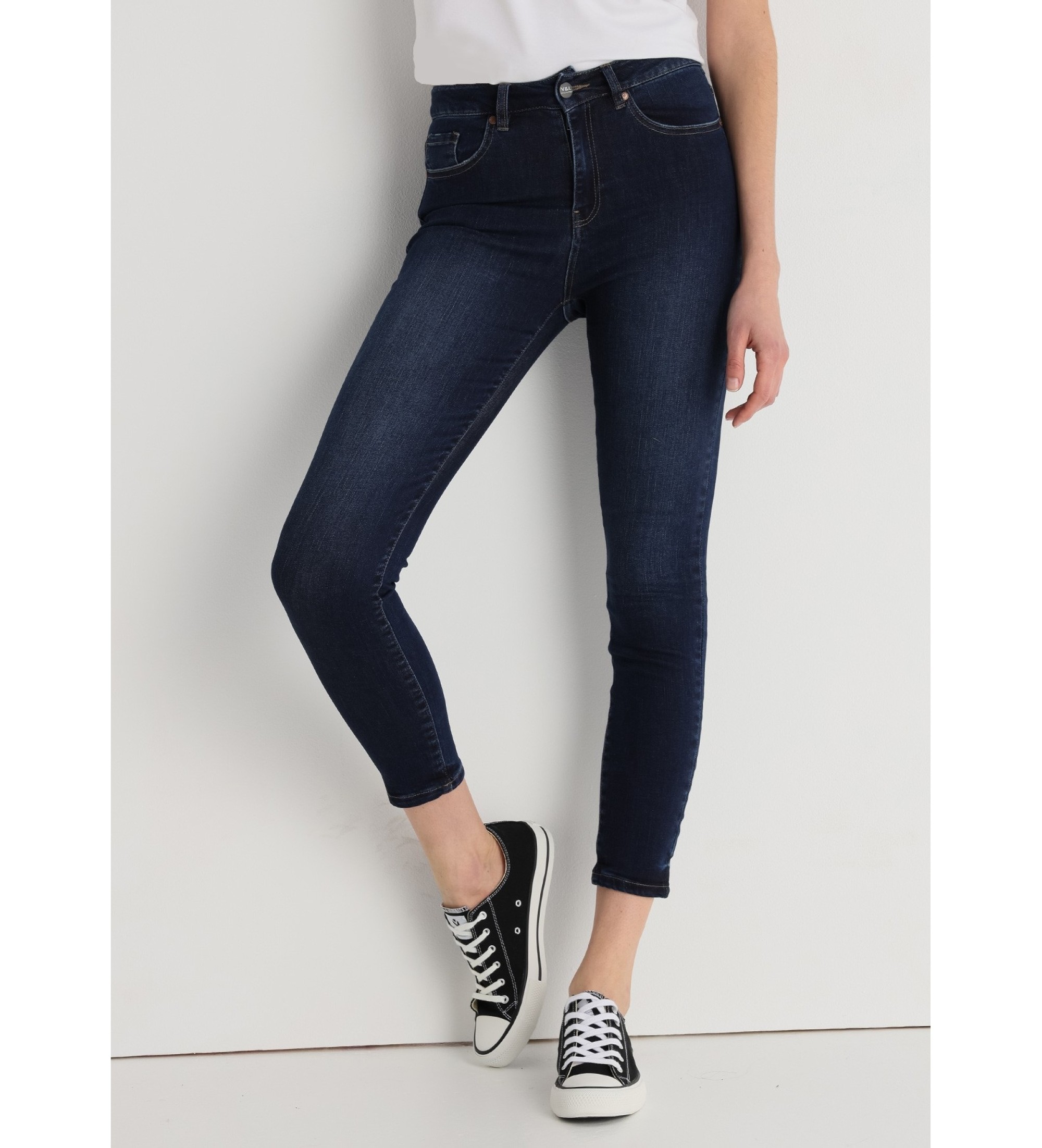 Victorio & Lucchino, V&L Jean délavé marine