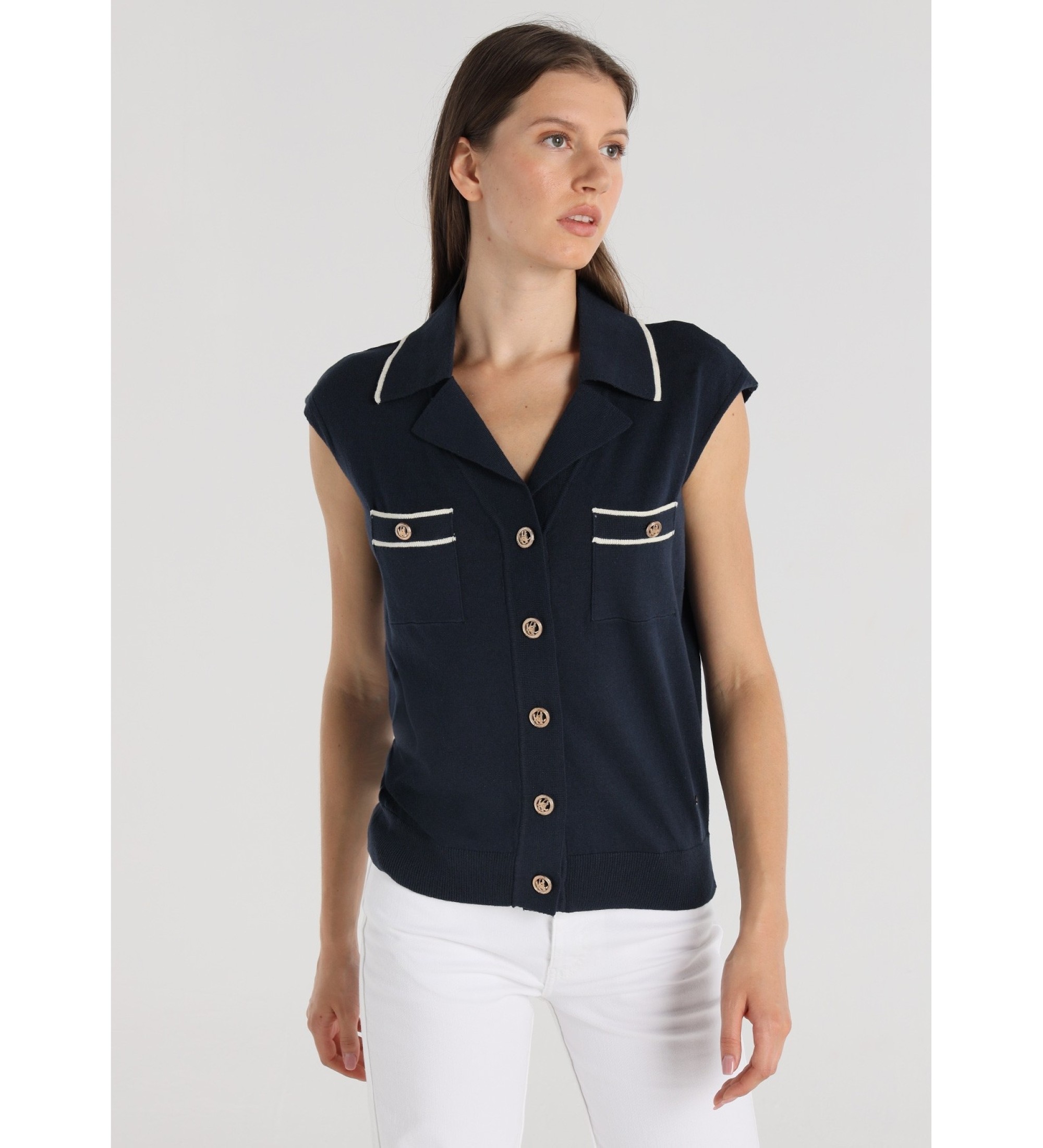 Victorio & Lucchino, V&L Short sleeve polo shirt with blue heraldic buttons