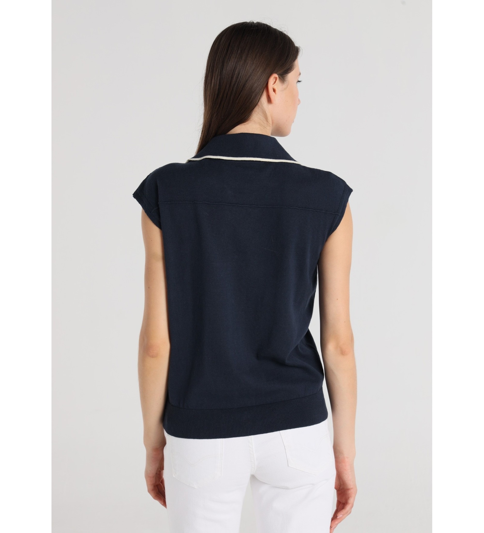 Victorio & Lucchino, V&L Short sleeve polo shirt with blue heraldic buttons