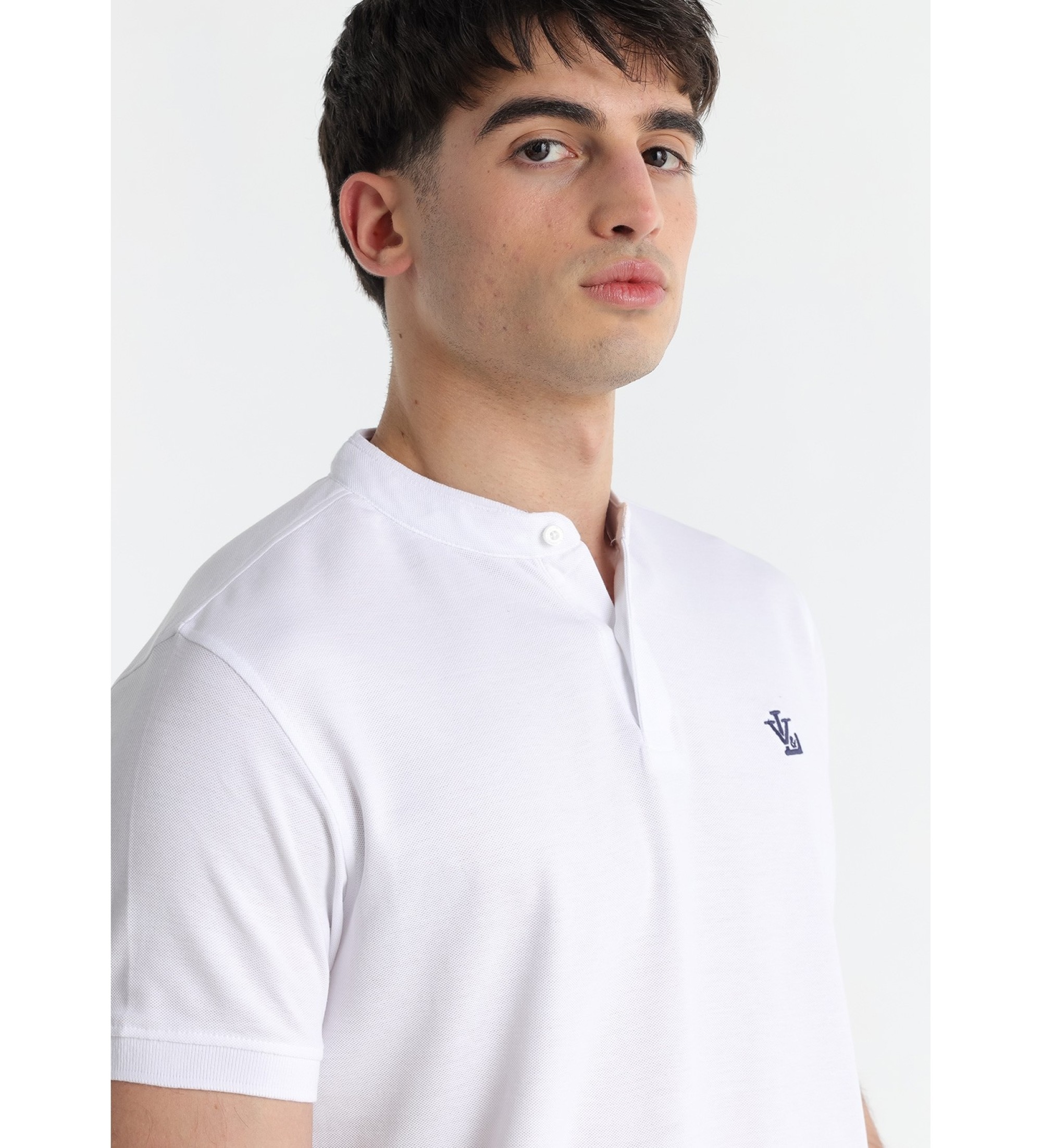 Victorio & Lucchino, V&L Polo bsico blanco