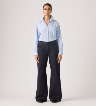 Jean noir ample à coupe bootcut