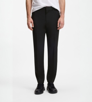 Calça Hesten em preto