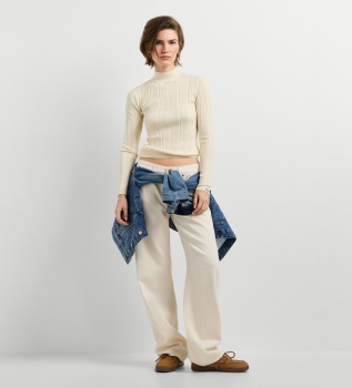 Anna Perkins off-white sweater
