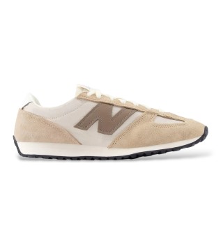 471 beige sneakers