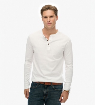 White Classic Essential T-shirt