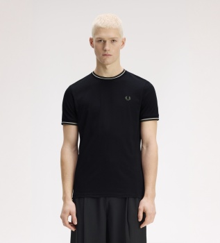 Camiseta Twin Tipped negra