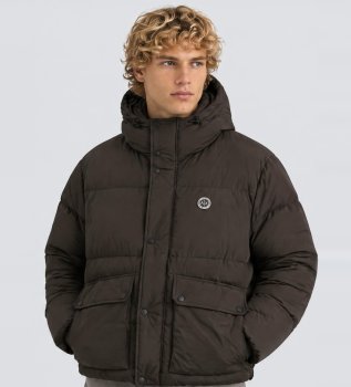 Regular geschnittene gesteppte Jacke in Braun