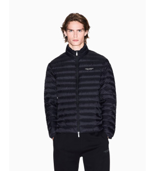 Kurtka pikowana zapinana na zamek w kolorze czarnym