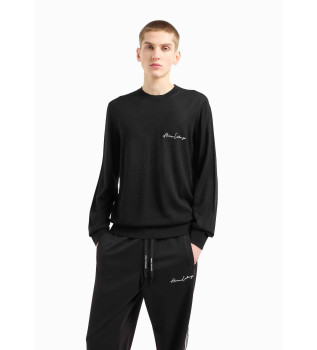 Maglione nero semplice