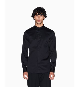 Skjorta med mandarinkrage svart