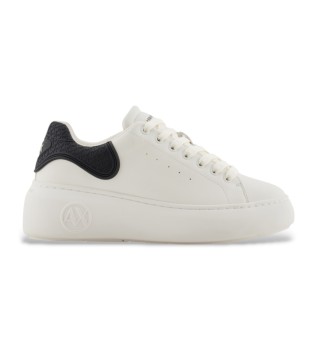Trainers Sophisticated white